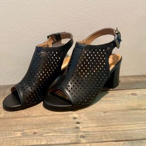 size 6 black wedge sandals